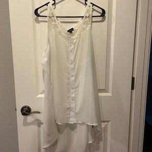 Torrid White Lace Trim Chiffon‎ Button Down High Low Tank Top Blouse Size 1